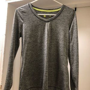 Gray exercise long sleeve dry fit shirt